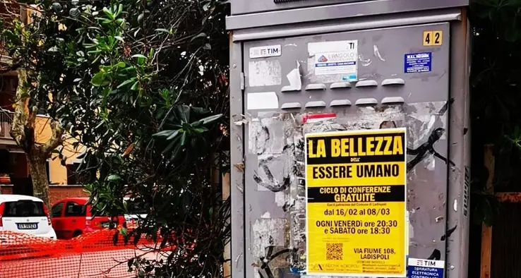 Tranciano i cavi durante i lavori: quartiere “isolato” per le feste