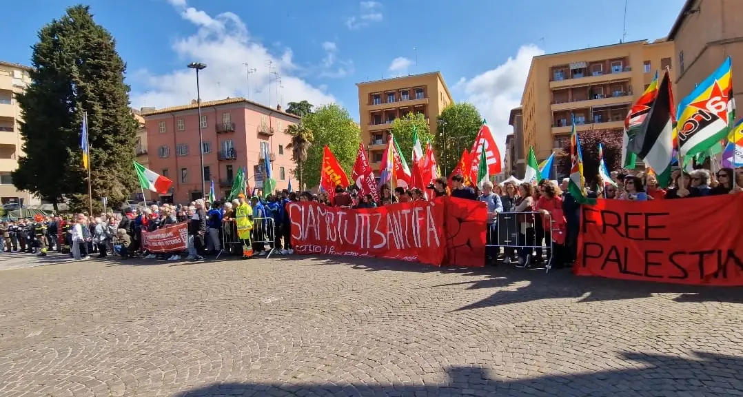 Festa della Liberazione, a Viterbo in tanti in piazza