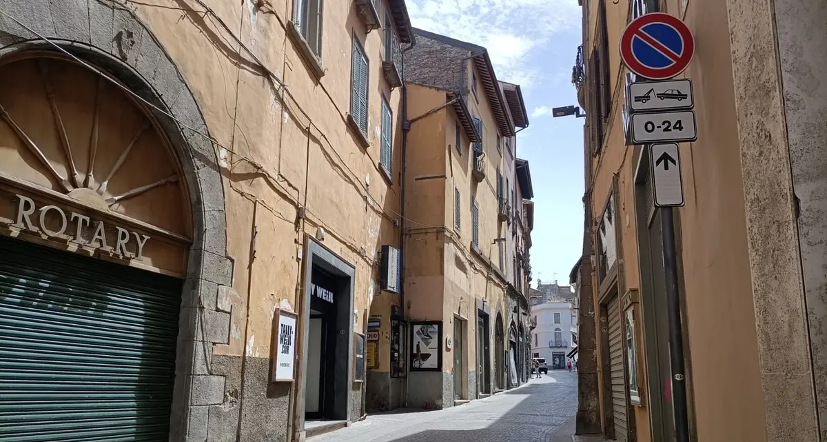 «Ferragosto, aperture minime garantite»