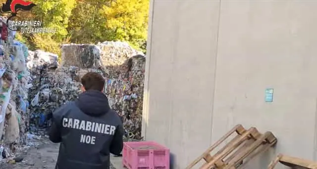 Traffico di rifiuti, la Provincia condanna le autorizzazioni falsificate