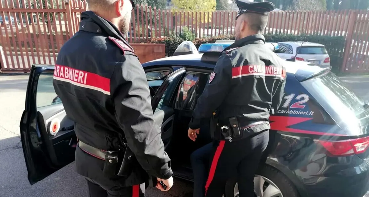 In auto verso Roma ma non poteva uscire da Orte, arrestato