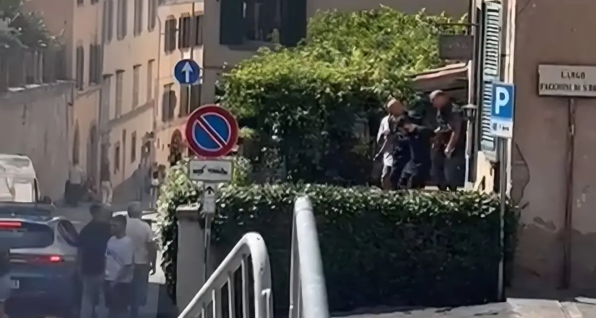 Viterbo: i due turchi fanno scena muta