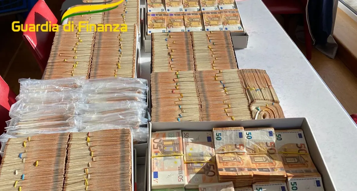 Viterbo: frode nella logistica, sequestrati 7 milioni di euro e due indagati