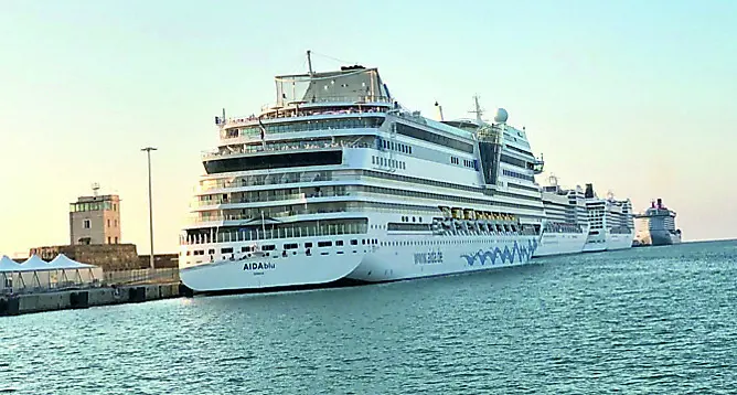 Precarietà nell’indotto delle crociere, richiesto un tavolo istituzionale