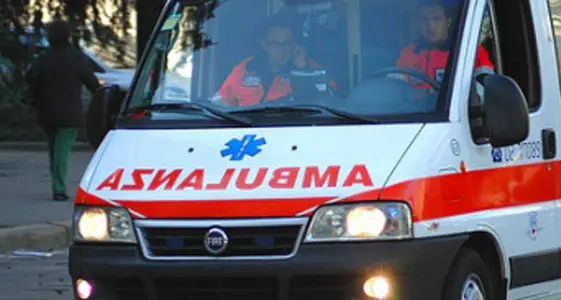 Viterbo: carambola lungo la Cassia Cimina: due feriti