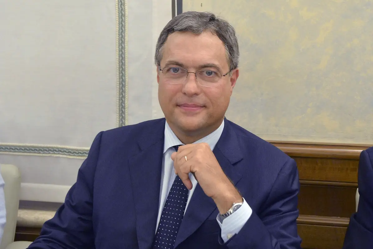 <p>Andrea Augello</p>\\n