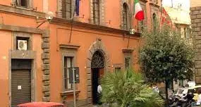 Oggi le Provinciali, elezioni a “circuito chiuso”