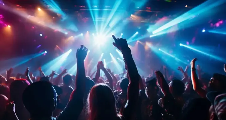 Chiusura dei locali a Viterbo alle 5, firmata la deroga