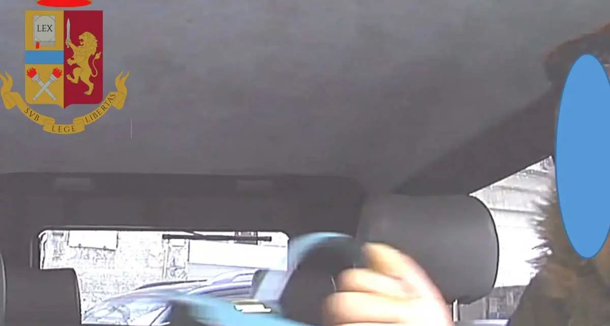 Furti su auto in sosta: il ladro seriale va in carcere