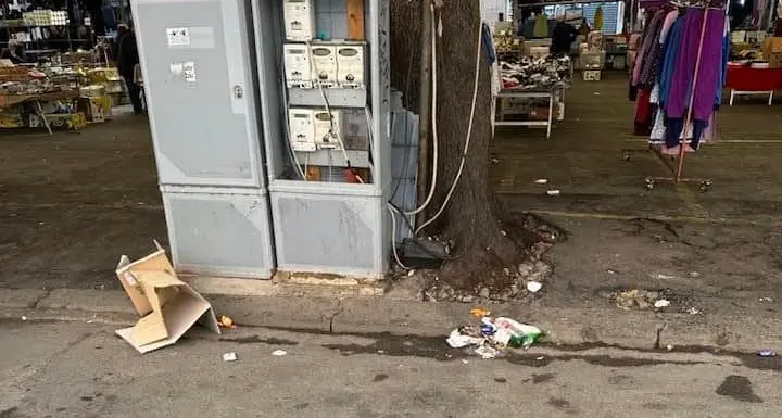 Mercato, tutto fermo tra degrado e promesse