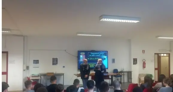 Legalità e informazione, la Polizia di Stato incontra gli studenti