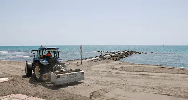 Le spiagge di Ostia ai giovani