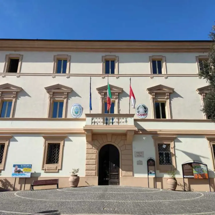 Uso dell’aula consiliare: scontro politico a Tolfa