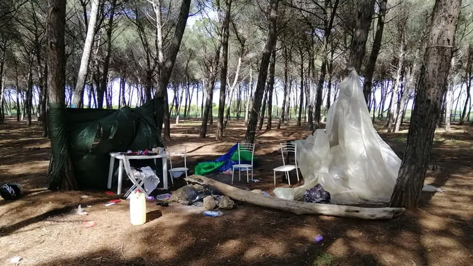 Rifiuti abbandonati alla Frasca