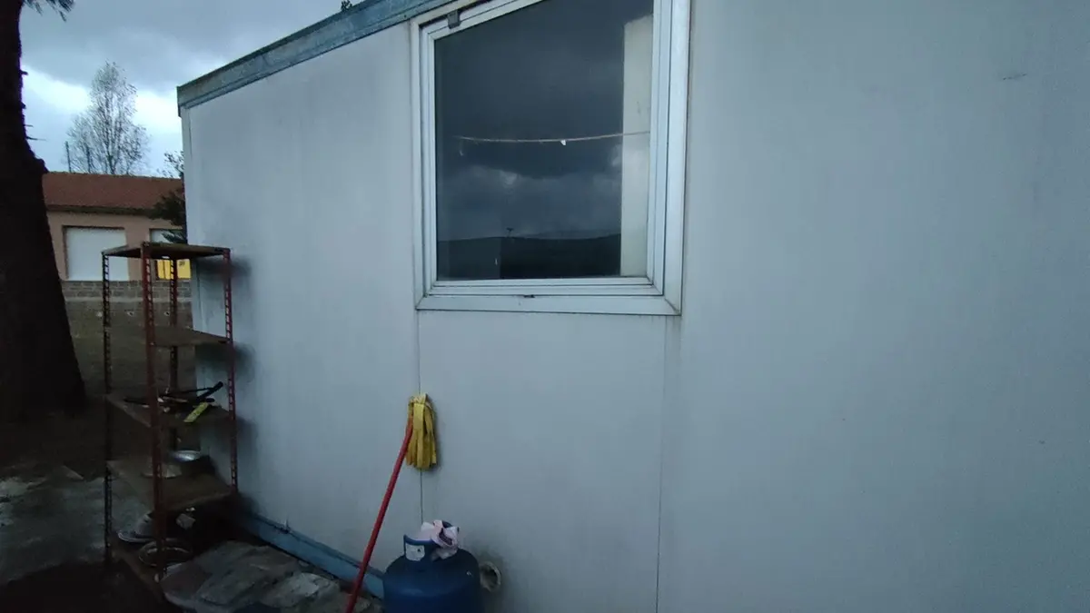 Le condizioni dei locali dell'ex Boietto dove sono stati trasferiti i clochard