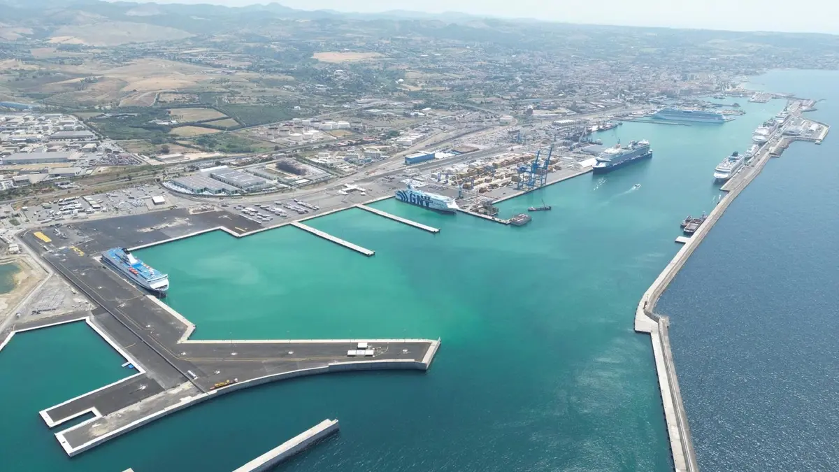 Porti di Roma e del Lazio: traffici in crescita nel 2025