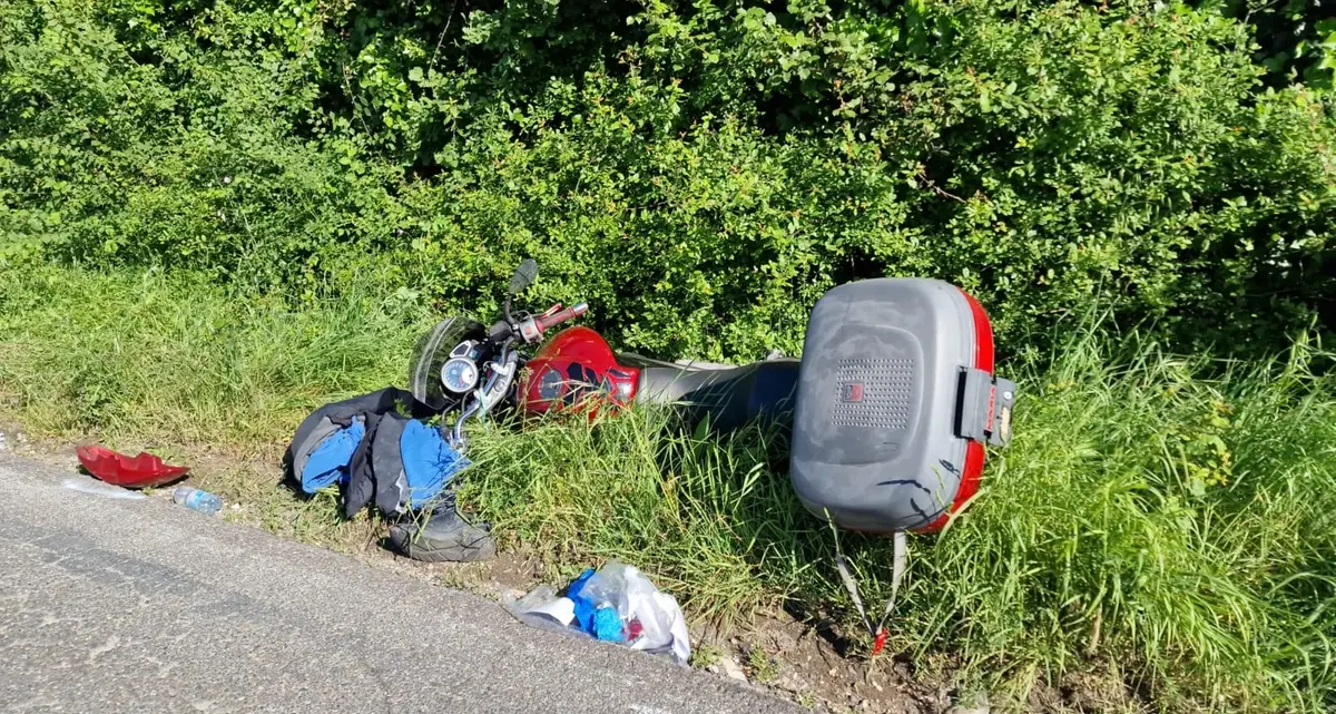Viterbo: auto contro moto, ferito gravemente un centauro