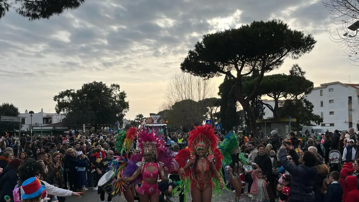 Carnevale, esplode la festa a Cerenova
