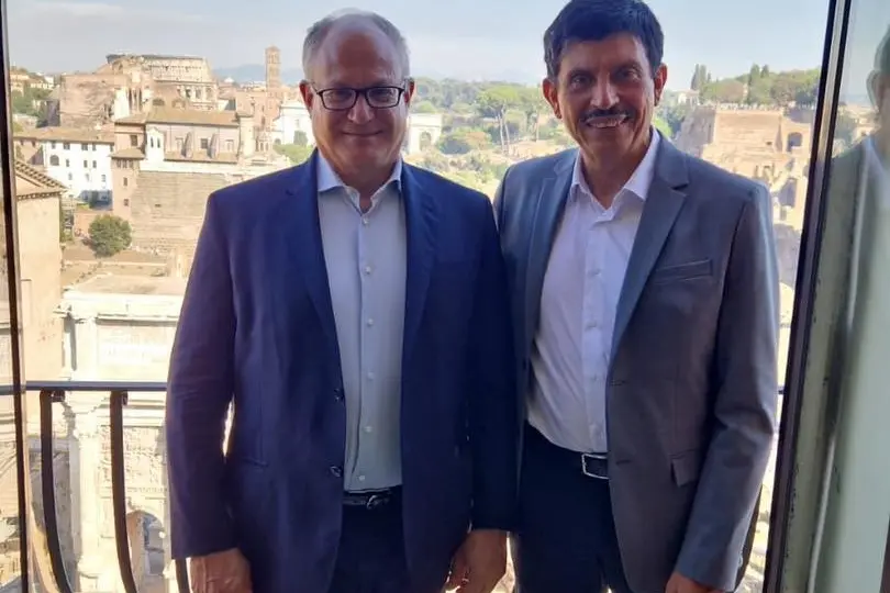 <p>Roberto Gualtieri e Marco Piendibene</p>\\n