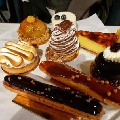 Pasteggiando, a Roma, fra ostriche e crêpes