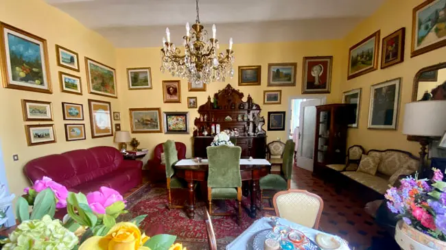 Vendesi appartamento via Crispi