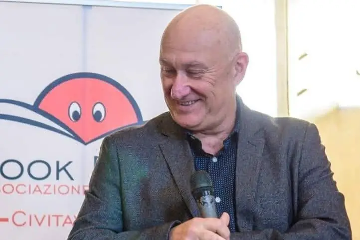 Book faces, incontro d’autore con marco Salomone