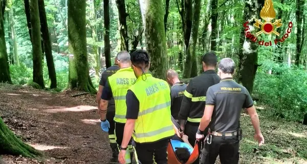 S’infortuna durante un’escursione alla Faggeta