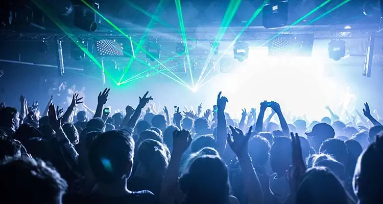 Viterbo: dà una testata in discoteca a un giovane, per lui daspo Willy