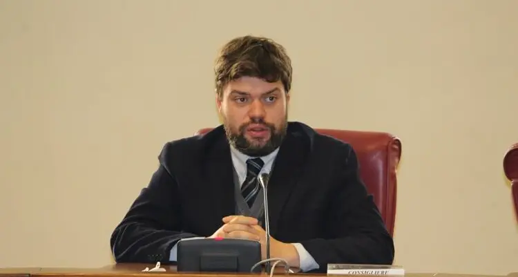 «Ampliamento della discarica? Sì se serve solo a Viterbo»