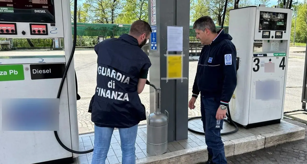 Controlli sui carburanti di Viterbo e Roma, oltre la metà di scarsa qualità