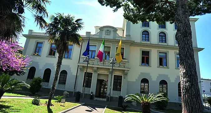 La par condicio inesistente tra figli e figliastri